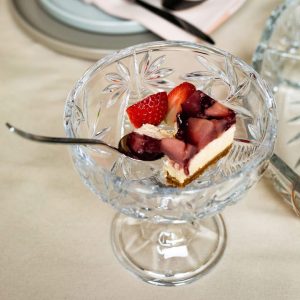 Fructiera Bohemia Pinwheel 15 cm 1807 Fructiera de la Bohemia Pinwheel 15 cm, produs autentic